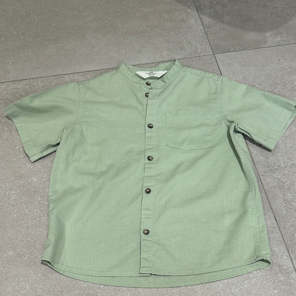 H&M Mint Green Short Sleeve Button Down Shirt